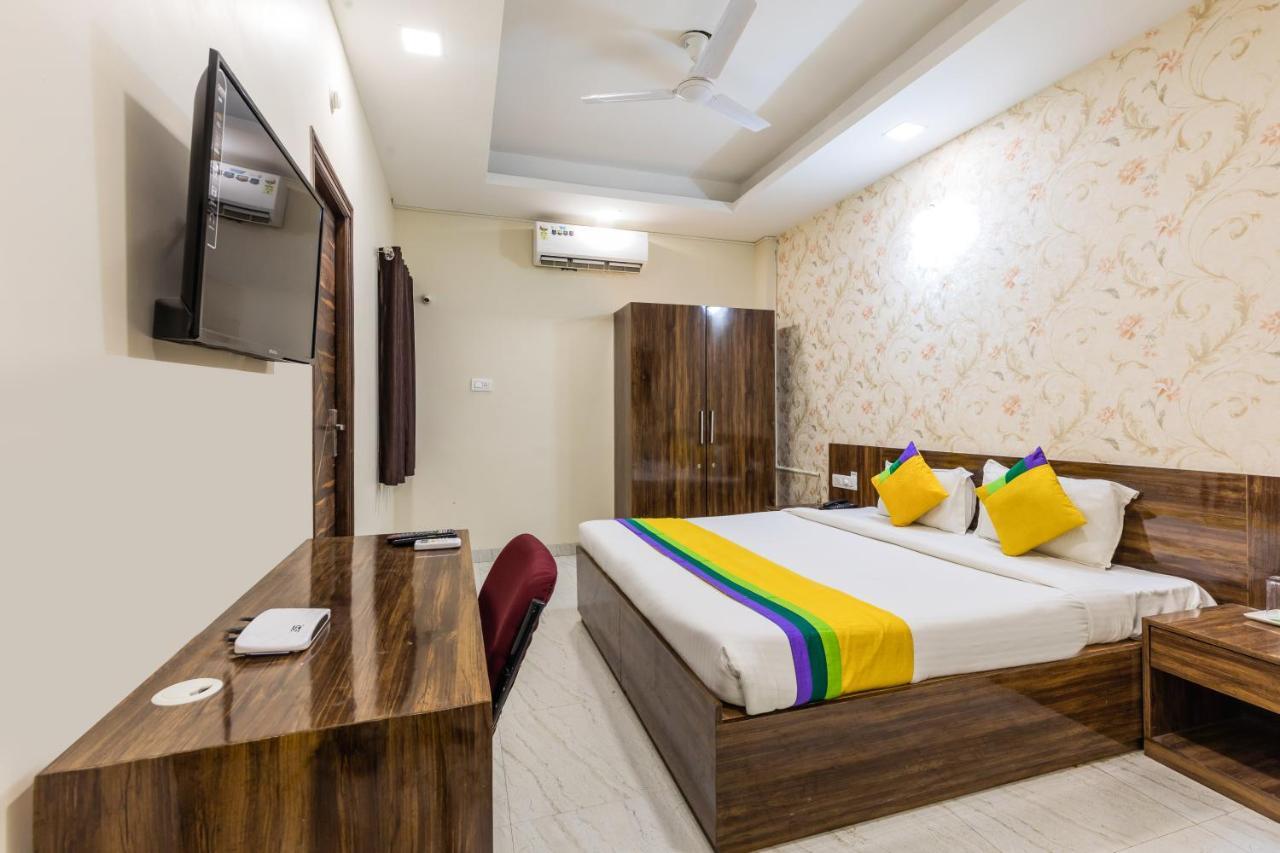 Hotel Treebo Trip Namaste à Indore Extérieur photo
