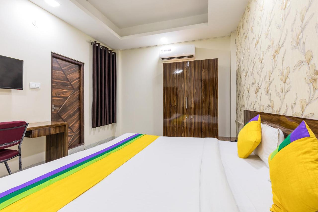 Hotel Treebo Trip Namaste à Indore Extérieur photo