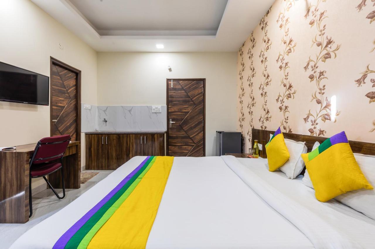 Hotel Treebo Trip Namaste à Indore Extérieur photo